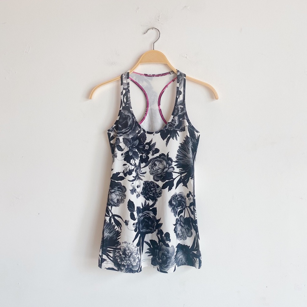 Lululemon Black and White Floral Racerback Long Tank Size 4